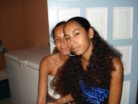 Les soeurs : Minimoi � Jamila